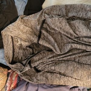 Zip up light wait sweater